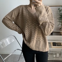 츄즈츄즈 여성용 펀칭 물결 스카시 브이넥 니트