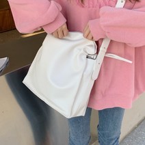 사이드 스트링 버킷백