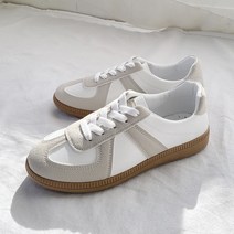 이사도라 베이직 독일군 스니커즈