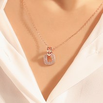 오에스티 여성용 라운드 스퀘어 목걸이 OTS319C03QPW