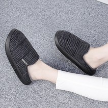 코나블루 여성용 퍼안감 체크 슬리퍼 2.5cm DT3360