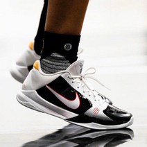 에어펌프운동화 과이소룡 보다 명예의 전당 5대 화이트 흑호인 에어쿠션 미끄럼방지 내마모성 실전 남성 4899336841, 코비 5화이트 블랙 레드, 40.5