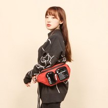 젠더리스룩 데일리용 슬링백가방 기념일선물 캐쥬얼크로스백 스트릿패션 미니멀룩