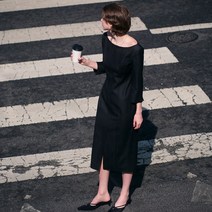 플로움 Trophy Boat-Neck Dress long(3color)
