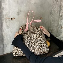 꾸안꾸 호피무늬 데일리 여성가방 에코 숄더 쇼퍼백