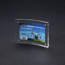 MAW060650 이쁜액자 상패 아크릴액자 커브형 사진꽂이 크리스탈 예쁜액자 미니액자 127x89 3R 탁상액자 책상액자 자석사진액자 가족사진 아크릴꽂이/명함꽂이, 영도매 1