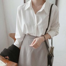봄에 입기 좋은 블라우스 출근룩 사회 초년생 코디