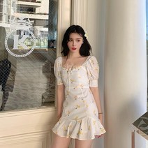 여성 원피스 휴가룩 열매 오프숄더 화이트 미니스커트