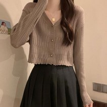 [랜덤플레이] V넥 얇은 긴팔 봄 니트 콩 단추 가디건