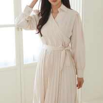 유앤미 랩 플리츠 롱 원피스