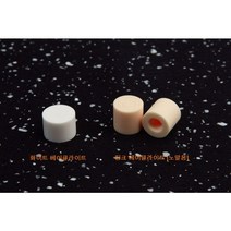 아담 선골, 화이트