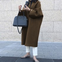 퀸앤조이 카에린 절개 노버튼 루즈핏 롱코트