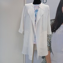 크로커다일레이디 올리비아하슬러 이월상품 착한가격 7부소매 가디건 느낌의 편하고 심플한 자켓(허벅지라인기장감)