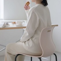 [천삼백케이] [리빙숲] 로이 식탁의자 카페의자 디자인체어, 베이지