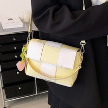 글램디브 캐주얼 스퀘어 배색 위빙 파스텔 크로스백 클라미 A2047