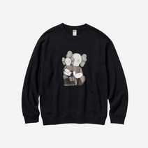 유니클로 UT x 카우스 롱슬리브 스웨트셔츠 블랙 - 아시아 Uniqlo Kaws Long Sleeve Sweatshirt Black Asia