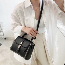 대학생 캐주얼한 핸드백 10대 크로스백 토트백 숄더백 활동적이고 아이보리