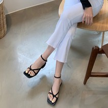 고퀄 국내 자체제작 수제화 와이드 스퀘어 웬디 스트랩 샌들 커쥬 CauseU