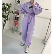 루즈핏 레터링 자수 크롭 맨투맨 조거팬츠 트레이닝세트