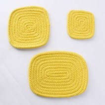 핸드메이드 면실 짜임 사각 컵받침 두꺼운 미끄럼방지 티컵 커피받침 데임방지 단열매트 식기 식탁받침, 밝은노랑색, 사각11cm