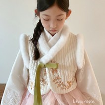 아동 개량 계량 어린이 키즈 아기한복조끼 3세 4살 한복 러브로지한복 나비자수 털배자