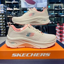 스케쳐스 여성용 신축성이있어 무지외반증 족저근막염있으신분도 편안하게 착화가능한 아치핏 운동화 워킹화 NC서면점 스케쳐스