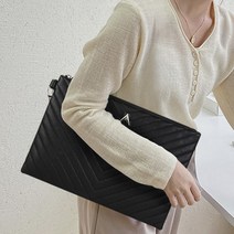 파우치 깔끔한 퀼팅 사각 고급 명품 가성비 가죽 대형 미니 직장인 대학생 여성용 클러치백