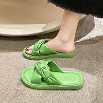파넬리 플랫 똥 느낌의 부드러운 밑창을 갖춘 여성 여름 아우터 슬리퍼 년 신제품 논슬립 입욕제 활용도 높은 캐주얼 밀