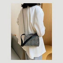 스터드 장식 여성크로스백 나들이용 파티용