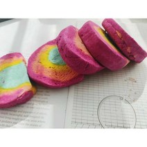 러쉬 50g LUSH 레인보우(일회용 욕조커버 장미꽃잎선물), 입욕제(단일상품)