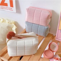 파스텔 누빔 파우치