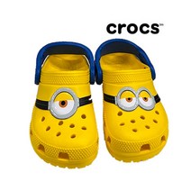 [23년최신상]크록스 클래식 미니언즈 클로그(206810-730)