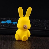 아기 토끼 귀여운 자동차 액세서리 인테리어 여자 버스트 눈 토끼 인형 자동차 에어컨 콘센트 향수 클립 자동 장식 111, 노란색