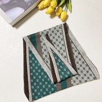 [미스블혹]양면 기모 안감 울 영문 패턴 마름모 삼각 머플러