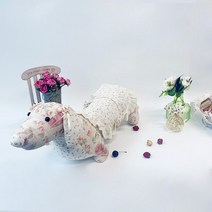 쉐비 플라워 닥스훈트 강아지 쿠션인형.컨츄리아이템