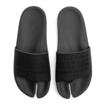 [메종마틴마르지엘라] [명품] S57WX0075 P4027 T8008 로고 타비 슬라이드