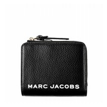 마크제이콥스 22SS 여성 볼드 컴팩트 반지갑 (M0017140 008)