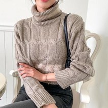 바보사랑 여자 배색 유니크 꽈배기 짜임 니트 티셔츠.옷자락(무료배송)