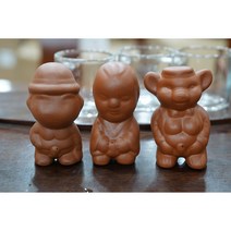 한차원 오줌싸개 장식인형, 동자승