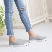 아크라 리슨투 여성 가을 봄 발편한 경량 푹신 심플 데일리 슬립온 스니커즈