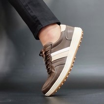 남자 스파이크리스 연습용 골프화 (브라운 네이비) 실내 스크린 골프 운동화 가죽 스니커즈 단화