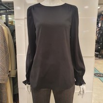 블루페페 부평점 라운드넥 셔링 소매 블라우스 심플하게..깔끔한 핏