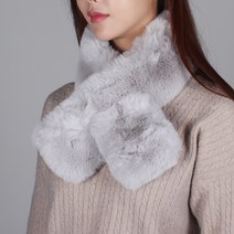 더욱 두꺼워진 페이크퍼 목도리