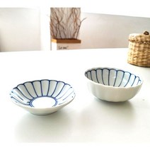 키친앤유 국화꽃 오목찬기와 미니볼 일본 가정식 도자기 그릇 식기 소스볼 종지 디저트 접시, 1개, 오목찬기