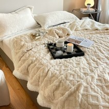 두껍고 따뜻한 양모 코럴 플리스 퀼트 더블 레이어 담요 침대 및 겨울용