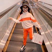 여아코디 러블리 스포츠 트레이닝 반집업 레터링 세트