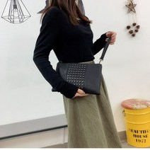 더퍼플 여성 스터드장식 패션 숄더백 데일 클러치백crossbody bag 숄더백 미니백 크로스백 핸드백 여성가방 여성숄더백 버킷백 여성핸드백 여성크로스백 여성토트백 미니크로스백 여성미니크로스백 에코백 쇼퍼백