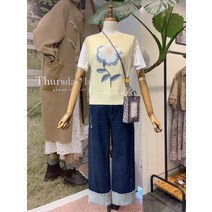 써스데이아일랜드 인타 자카드 플라워 베스트(T216MVT131W)(1272566)