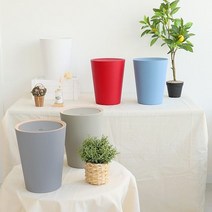 싱글라이프 홈카페 스칸디나비아 스윙 휴지통 7.5L귀여운휴지통 7.5L휴지통 자취휴지통 거실휴지통 스칸디나비아디자인 북유럽인테리어 비비드컬러휴지통 예쁜휴지통 카페휴지통 사무실휴지통 휴지통, 화이트