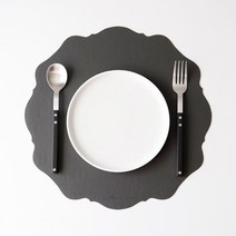 [4P세트] 카모메키친 오브제 폴리레더 테이블매트 식탁매트 원형, 차콜